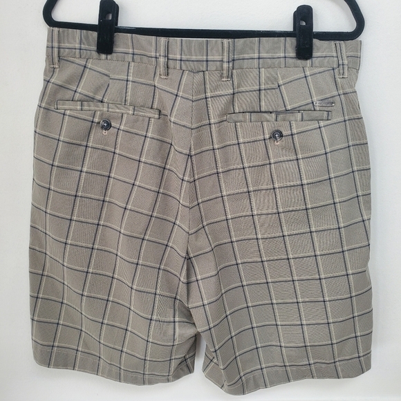 Greg Norman Tasso Elba Plaid Performance Golf Shorts Men's 32 - Picture 2 of 11